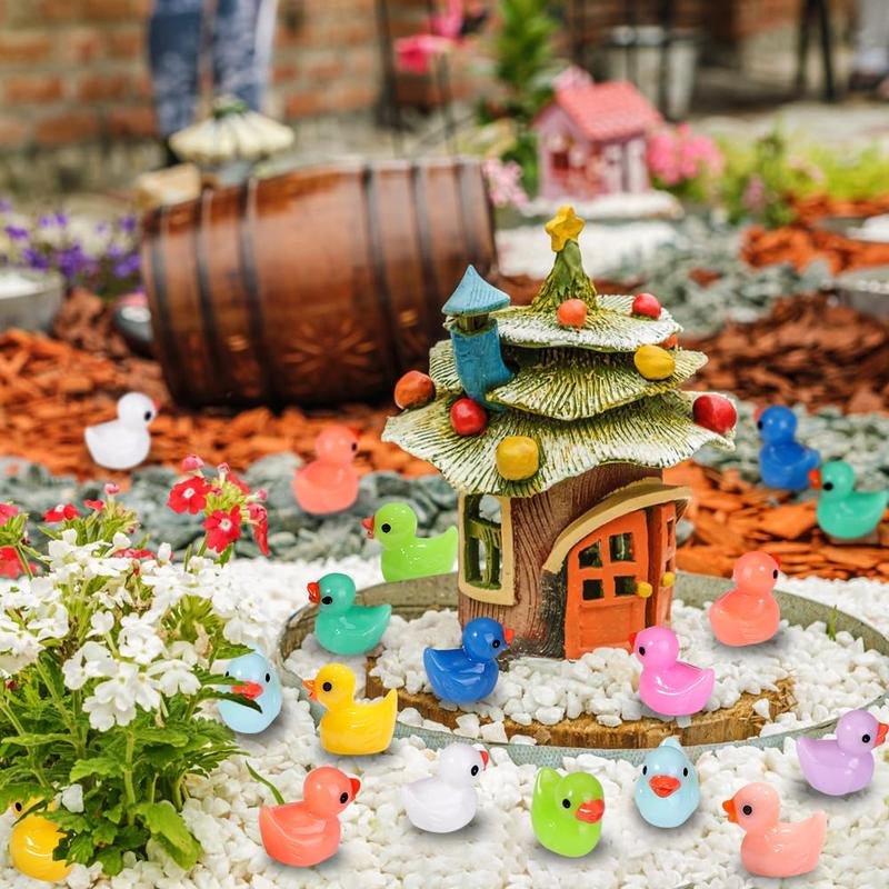 Mini Tiny Ducks, Little Duck Figures, DIY Toy Mini Resin Ducks, Plastic Small Miniature Ducks, Bulk for Dollhouse Decor, Micro Fairy Garden Landscape Aquarium Tiny Toys, Christmas Gift